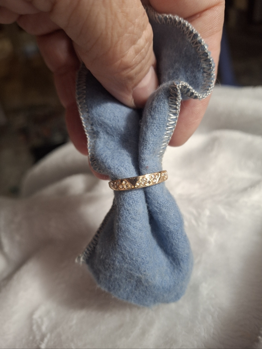 Gold-Tone Diamond Pattern Women’s Band Ring - Gold